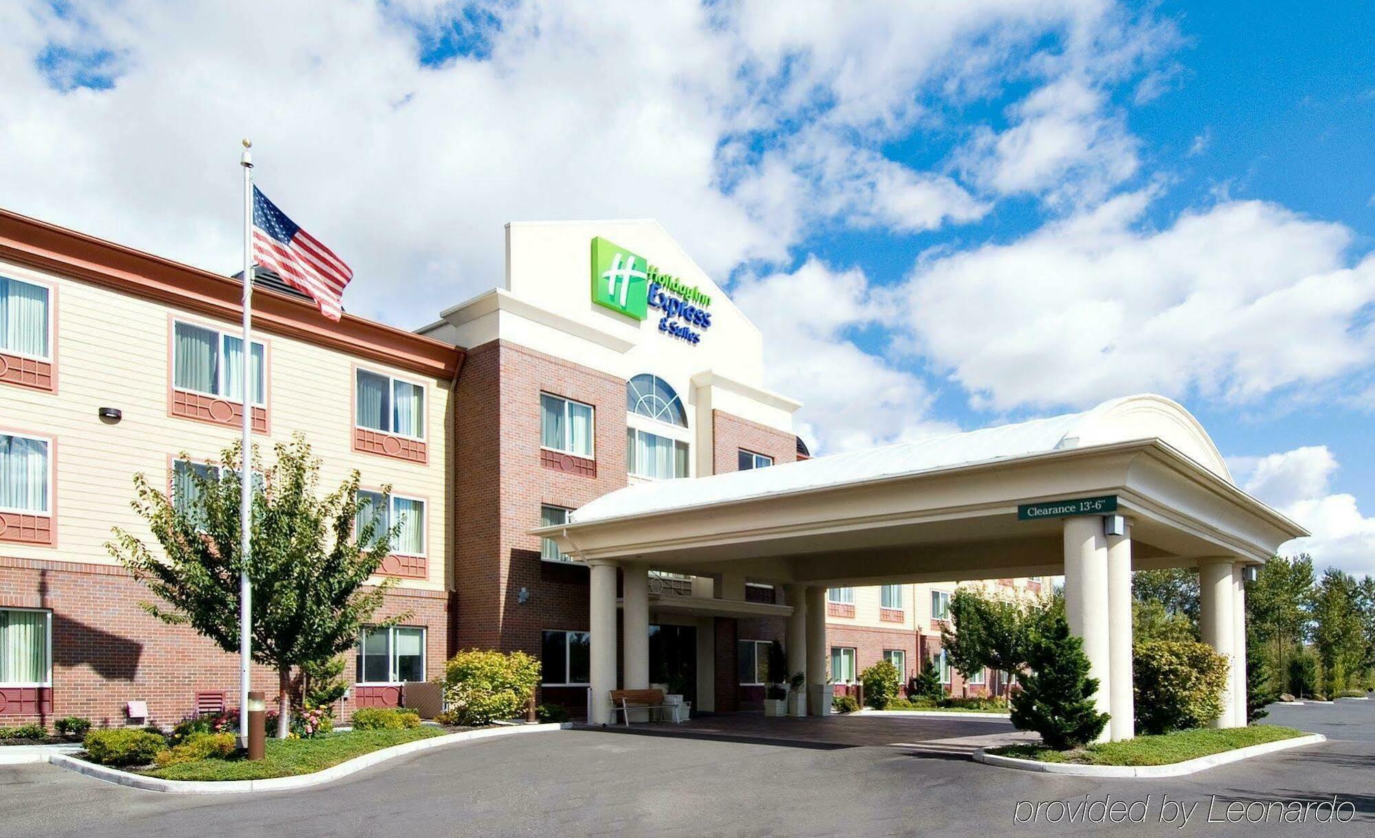 Holiday Inn Express Hotel & Suites Medford-Central Point By Ihg Eksteriør billede